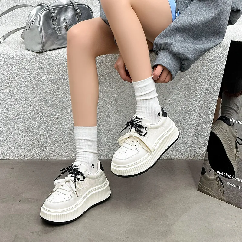BENZI Low Top Skateboard Shoes Women's-3