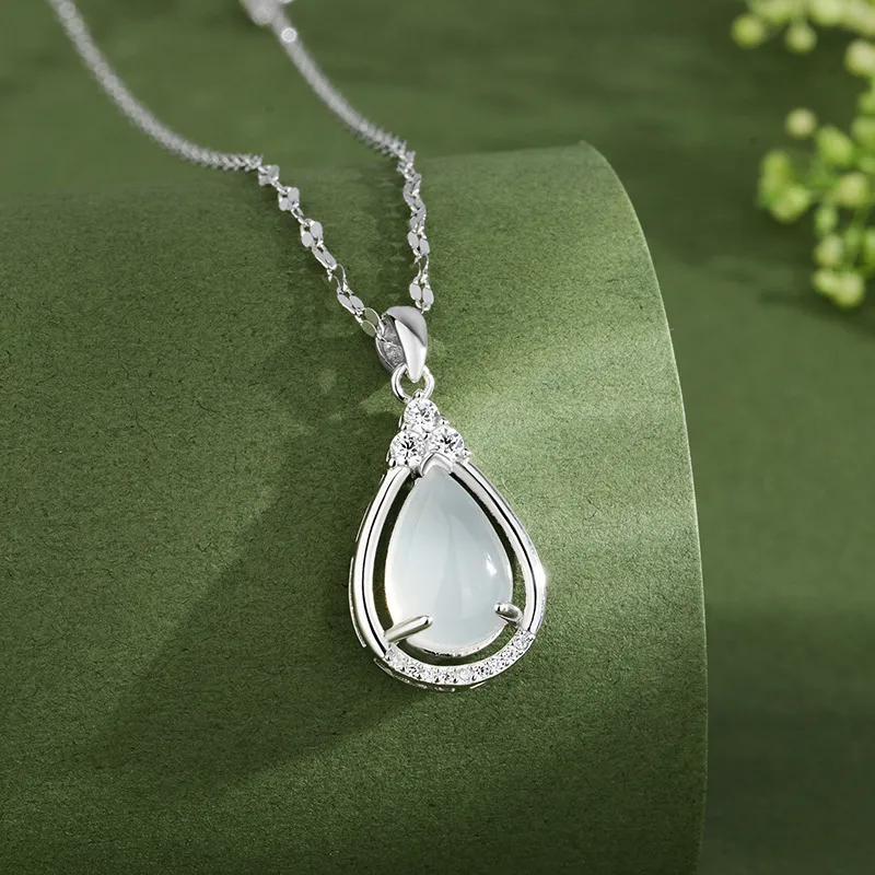 Red All Year Round Chalcedony Necklaces Women's-1