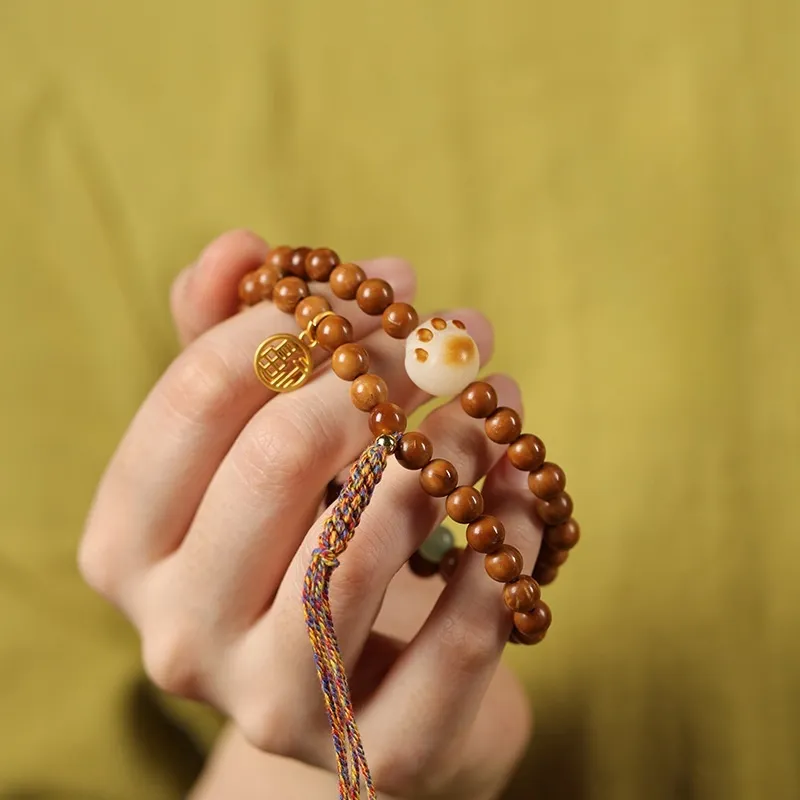 Red All Year Round Kuka Bracelets Unisex-3