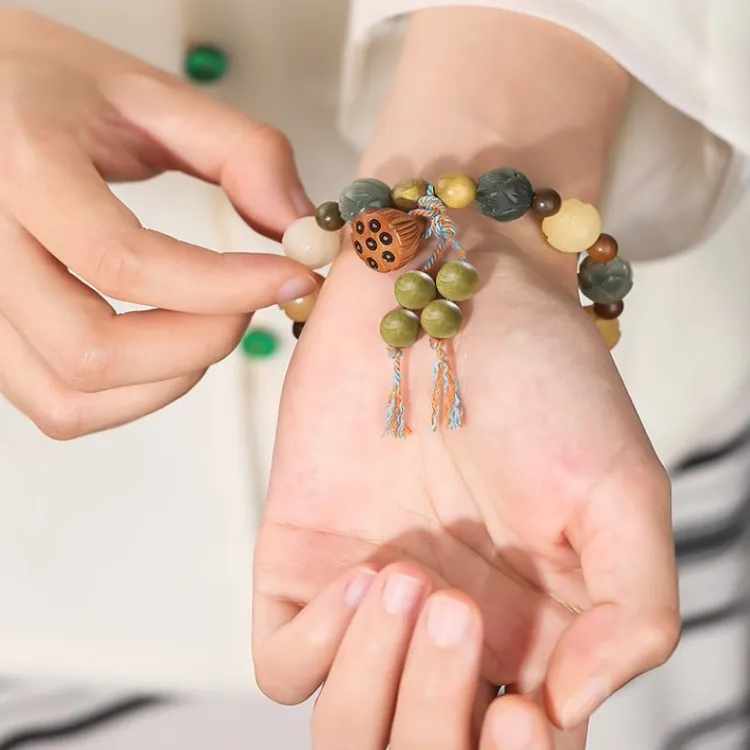 Red All Year Round Bodhi Seed Bracelets Unisex-5