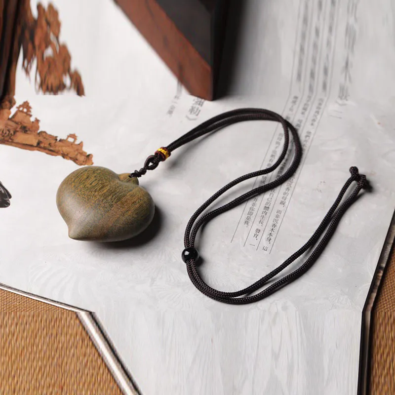 Red All Year Round Green Sandalwood Necklaces Men's-7