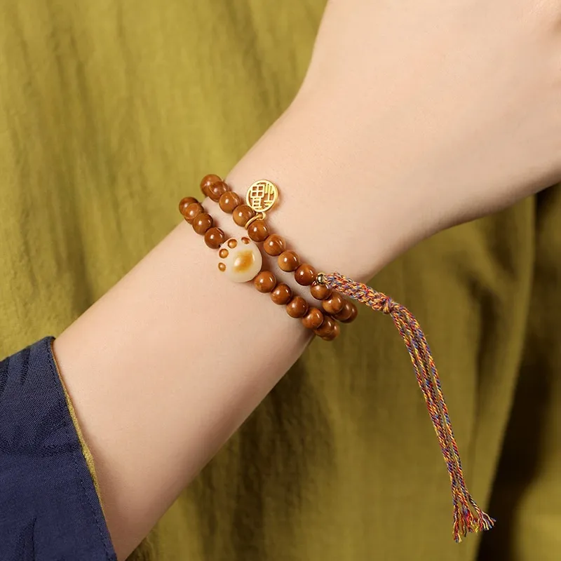 Red All Year Round Kuka Bracelets Unisex-1