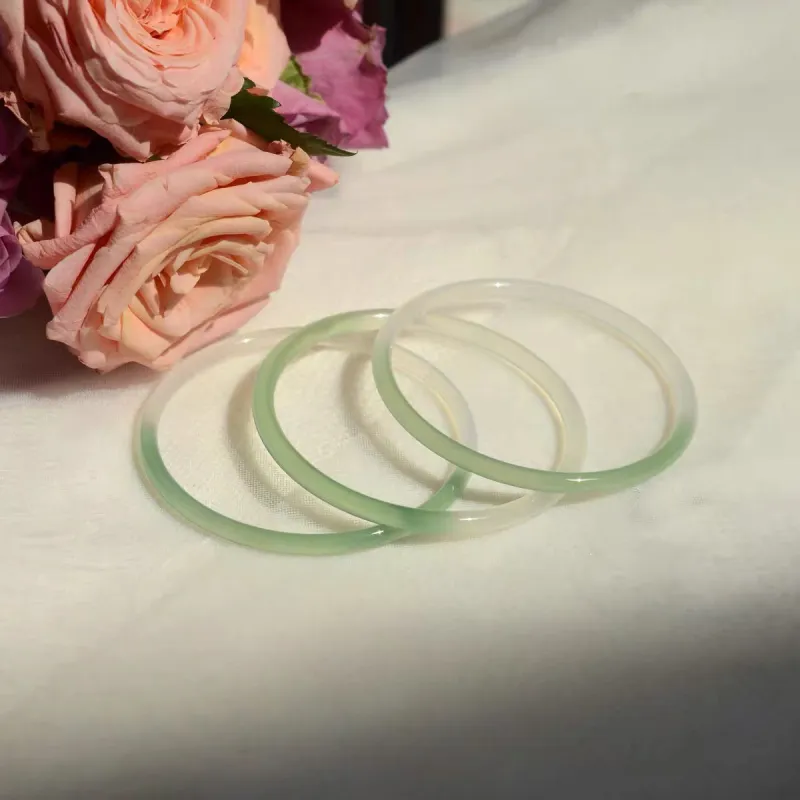 Red All Year Round Agate Dingdang Bangle Women's-6
