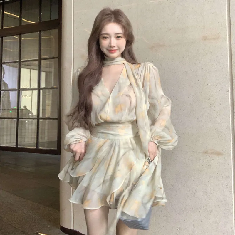 BVODE Long Sleeved Dress Women's Light Yellow Floral-5