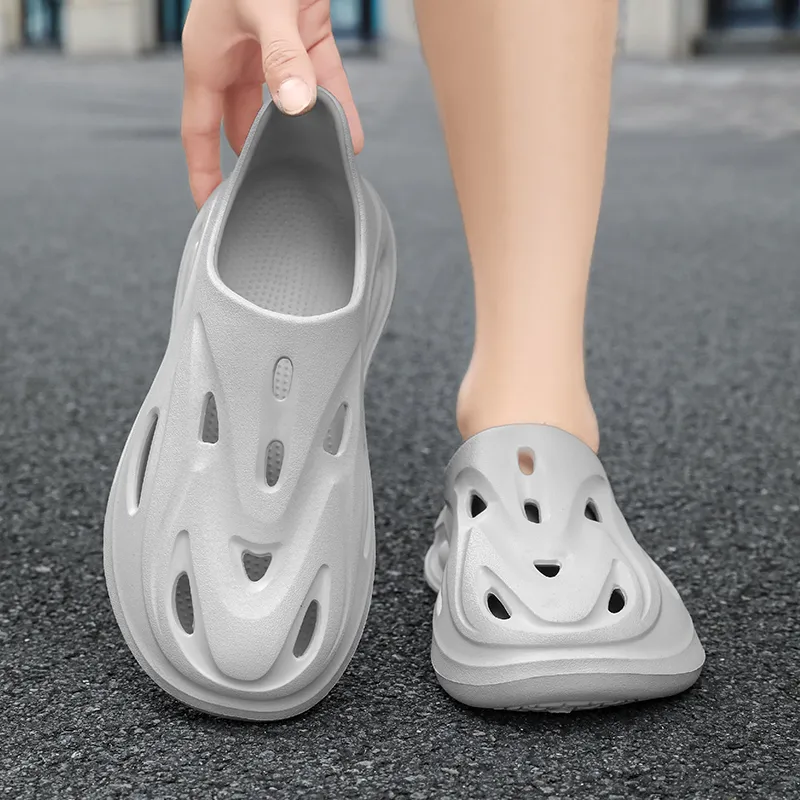 SLIPPER DAY Clogs Unisex-9