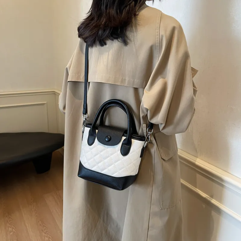 Iman's House PU Shoulder Bag Women's White & Black/Silver/Coffee/Black-2