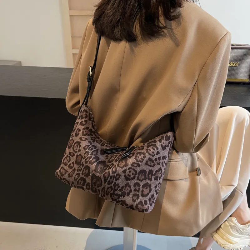Iman's House Suede Shoulder Bag Women's Brown/Coffee/Black-10