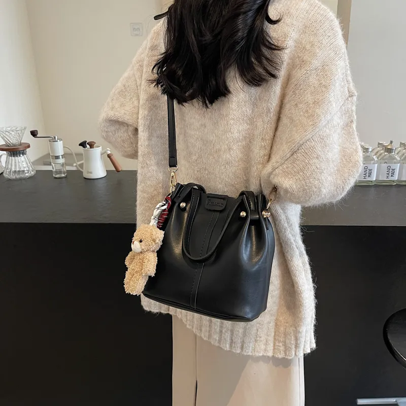Iman's House PU Handbag Shoulder Bag Crossbody Bag Women's Ecru/Coffee/Khaki/Black-18