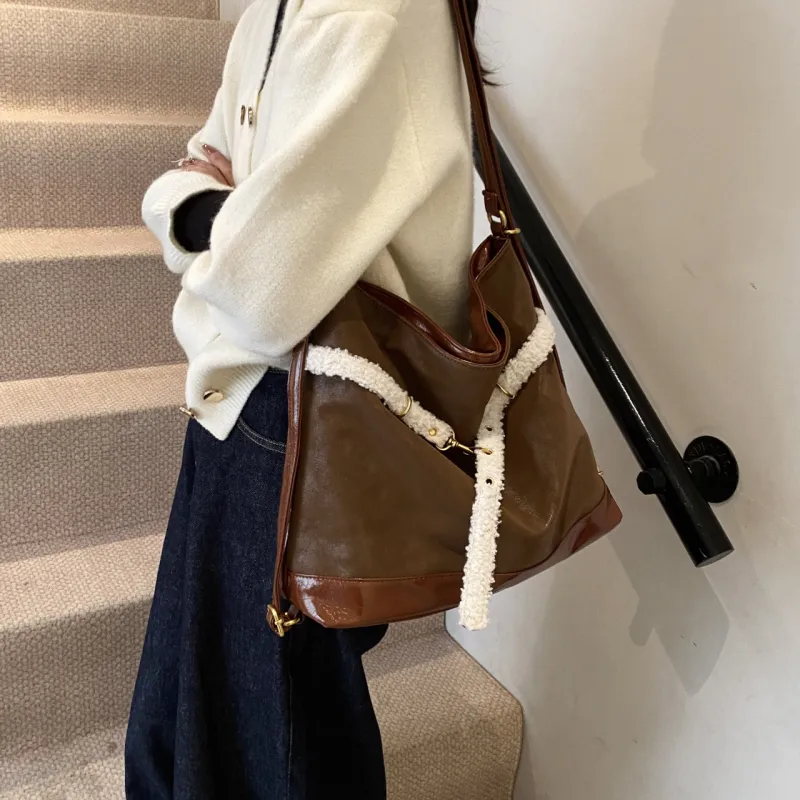 Iman's House PU Backpack On The Shoulder Women's Brown/Coffee-1
