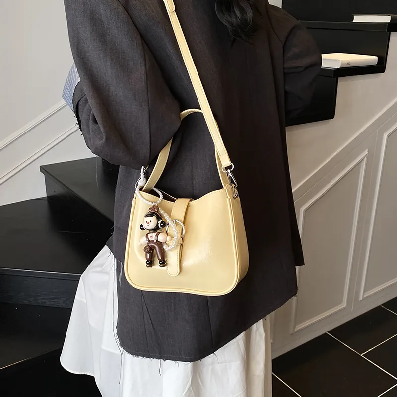 Iman's House PU One Shoulder Handbag Women's White/Yellow/Pink/Black-7