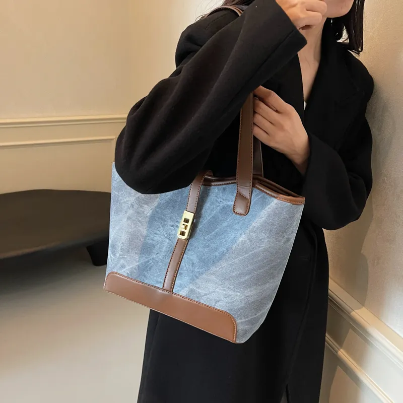 Iman's House PU Tote Bag Shoulder Bag Regular Women's Ecru/Dark Tea/Blue/Coffee-13