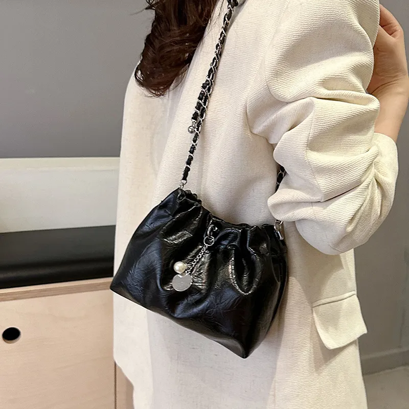 Iman's House PU Shoulder Bag Regular Women's Ecru/Silver/Black-12