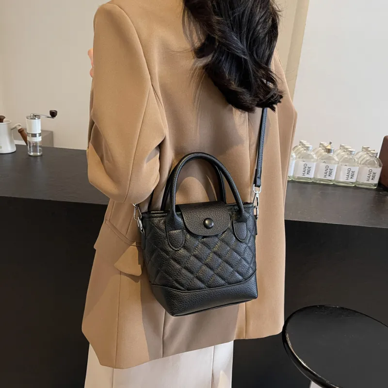 Iman's House PU Shoulder Bag Women's White & Black/Silver/Coffee/Black-17