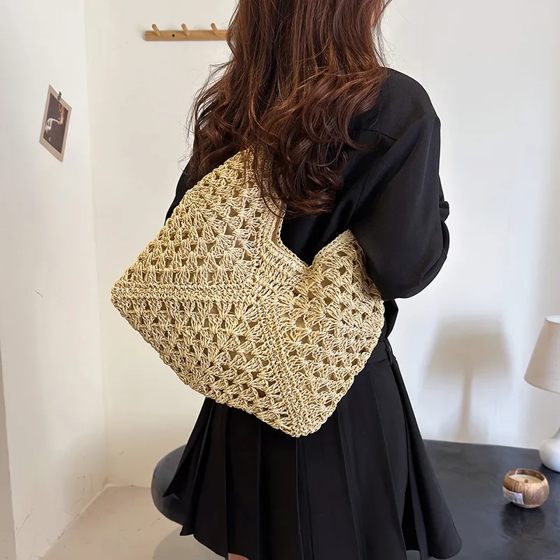 Iman's House Straw Woven Shoulder Bag Women's Ecru/Khaki-1