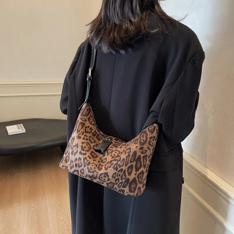 Iman's House Suede Shoulder Bag Women's Brown/Coffee/Black-6