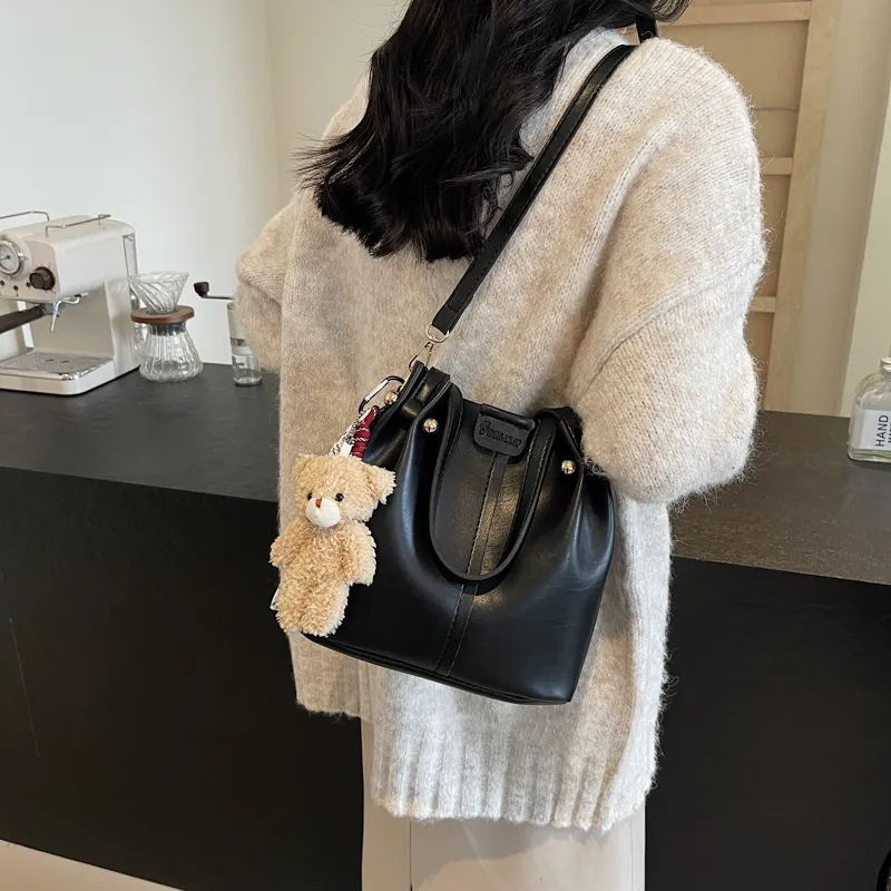 Iman's House PU Handbag Shoulder Bag Crossbody Bag Women's Ecru/Coffee/Khaki/Black-16
