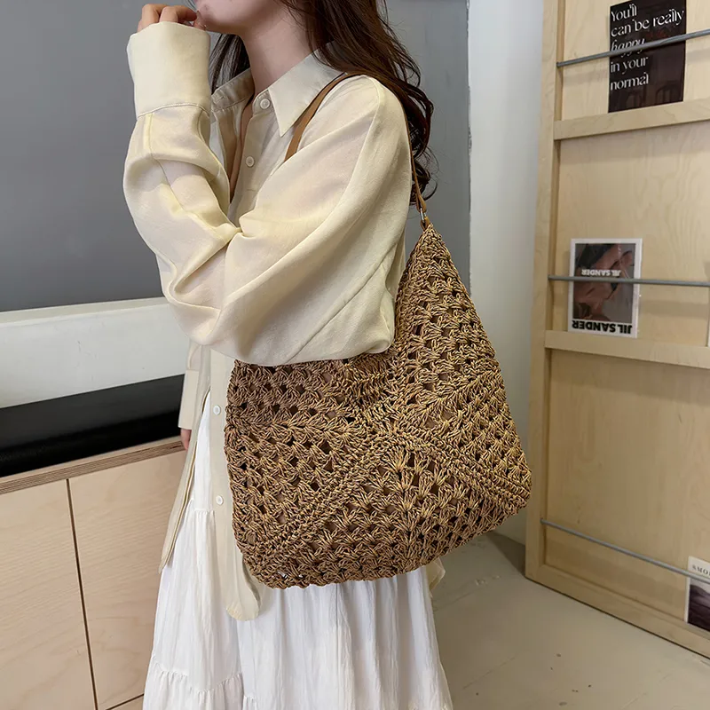Iman's House Straw Woven Shoulder Bag Women's Ecru/Khaki-7