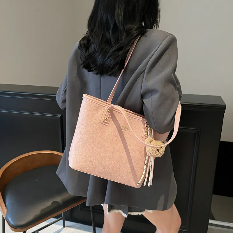 Iman's House PU Shoulder Bag Regular Women's Ecru/Pink/Blue/Black-6