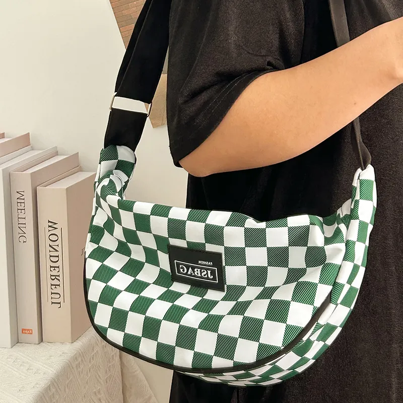 Iman's House Nylon Shoulder Bag Women's Brown/Green Red/Black-4