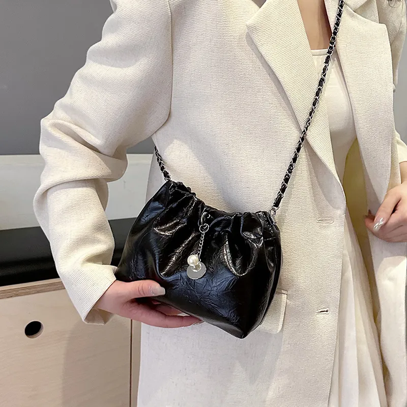 Iman's House PU Shoulder Bag Regular Women's Ecru/Silver/Black-13