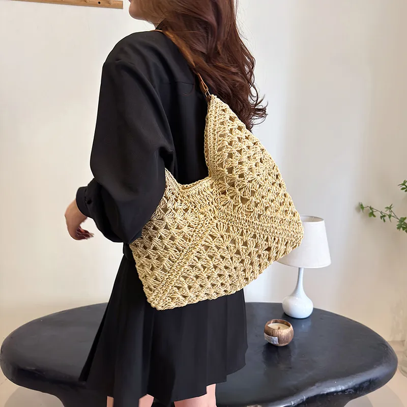 Iman's House Straw Woven Shoulder Bag Women's Ecru/Khaki-3