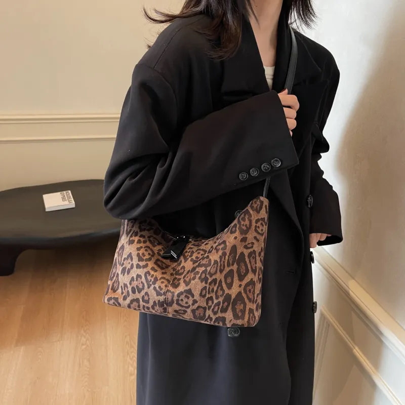 Iman's House Suede Shoulder Bag Women's Brown/Coffee/Black-7