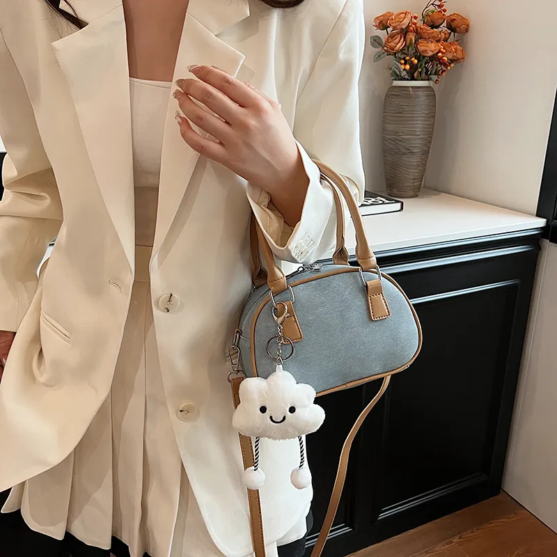 Iman's house Handbags-6