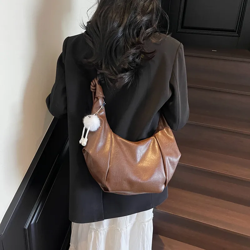 Iman's House PU Shoulder Bag Regular Women's Ecru/Brown/Coffee/Black-8