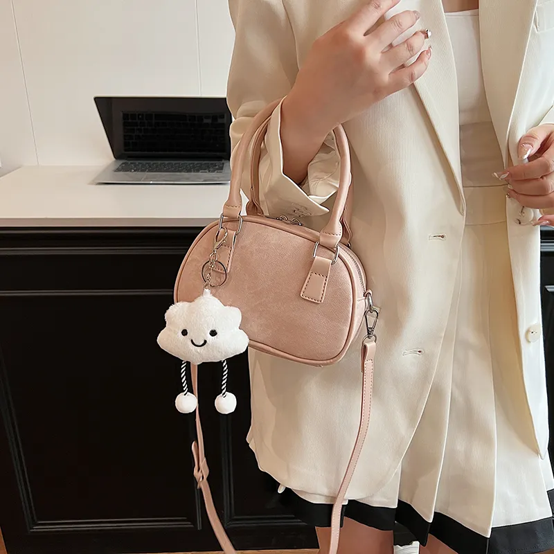 Iman's house Handbags-1