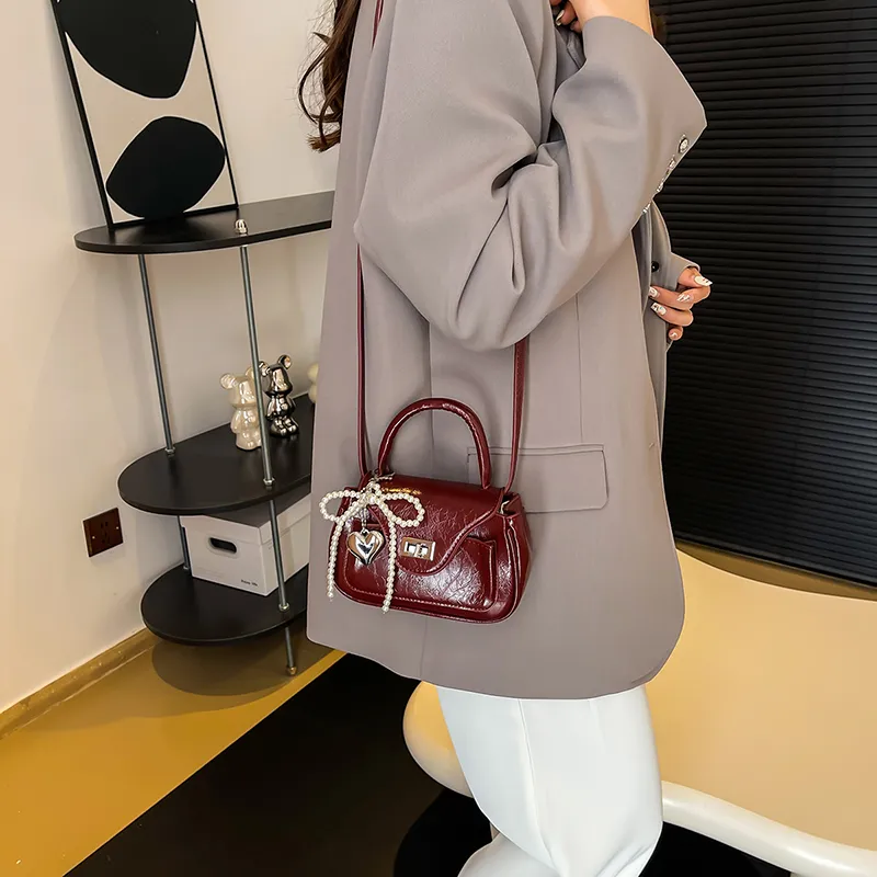 Iman's House Pu Shoulder Bag Crossbody Bag Small Size Silver/Cherry Red/Ecru/Black-8