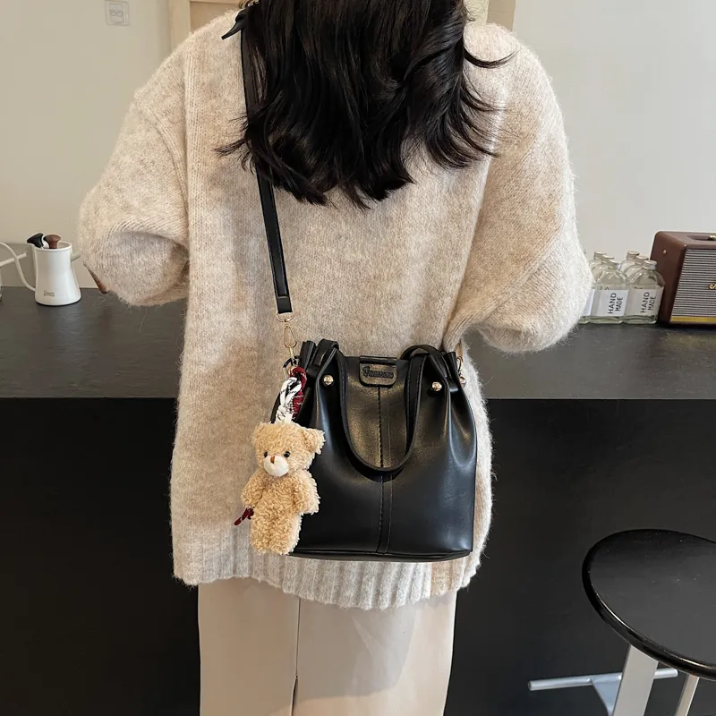 Iman's House PU Handbag Shoulder Bag Crossbody Bag Women's Ecru/Coffee/Khaki/Black-17