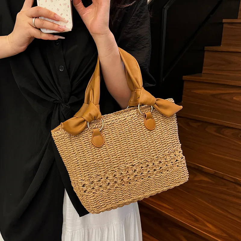 Iman's House Straw Woven Handbag Regular Women's Ecru/Khaki-5