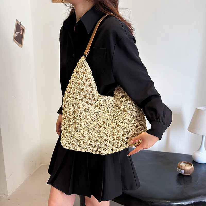 Iman's House Straw Woven Shoulder Bag Women's Ecru/Khaki-4