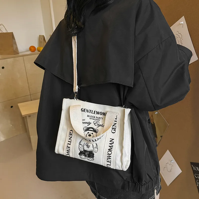 Iman's house Handbags-14