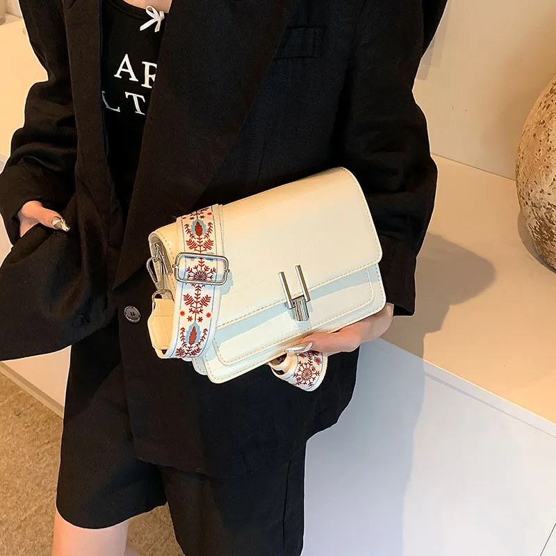 Iman's House PU Shoulder Bag Women's Silver/White/Black-6