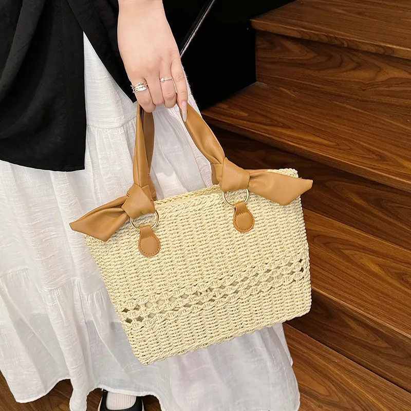 Iman's House Straw Woven Handbag Regular Women's Ecru/Khaki-3