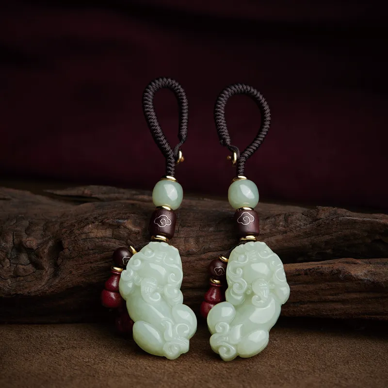 Yi Mingju Pendants Pale Greenish White Jade Unisex-2