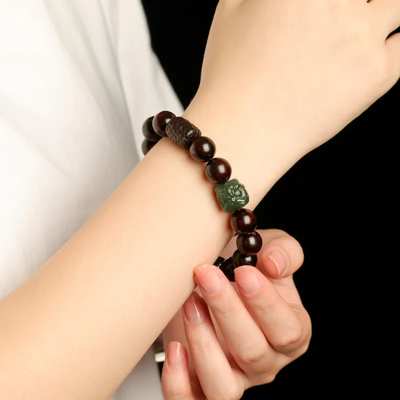 Santan Lodge Pterocarpus Wooden Bracelets Unisex-4