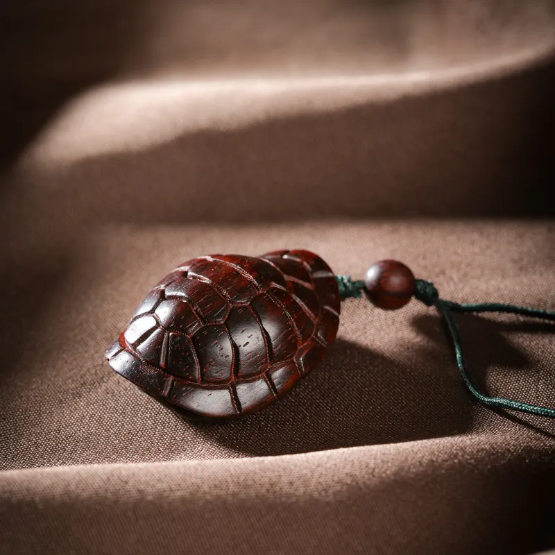 Santan Lodge Pterocarpus Pendants Unisex-2