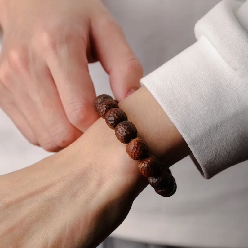 Santan Lodge Pterocarpus Wooden Bracelets Unisex-4