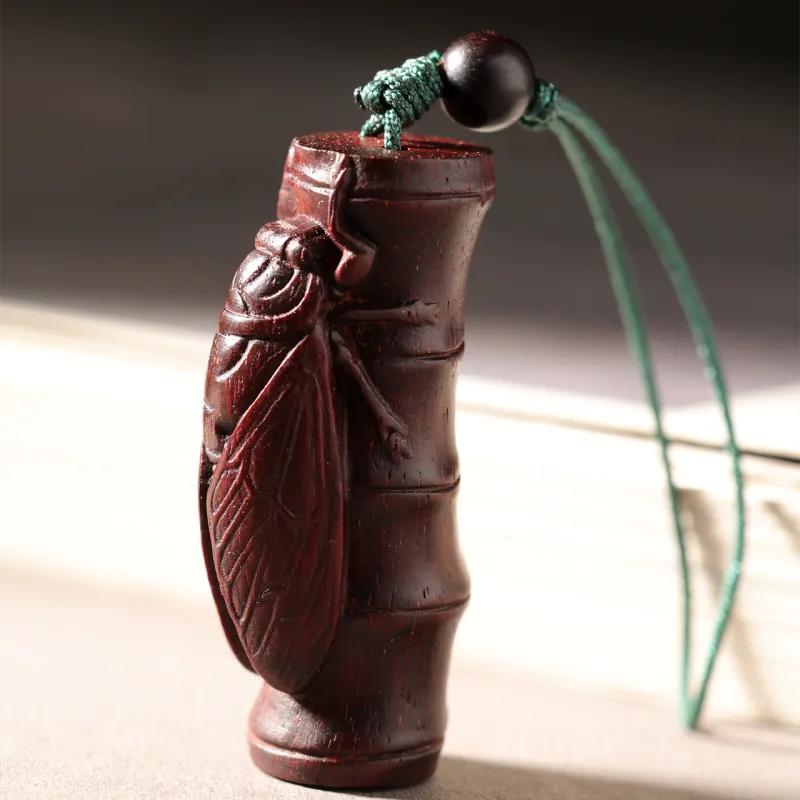 Santan Lodge Pterocarpus Pendants Unisex-2