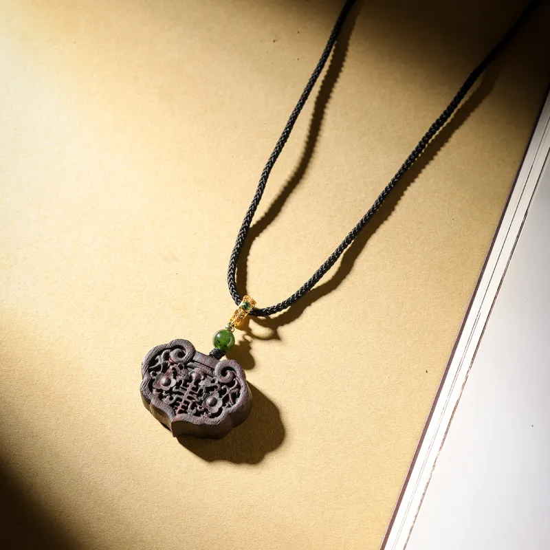 Santan Lodge Agarrattan Necklaces Unisex-1