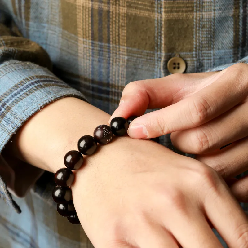 Santan Lodge Pterocarpus Wooden Bracelets Unisex-3