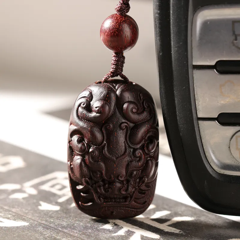 Santan Lodge Pterocarpus Pendants Unisex-2