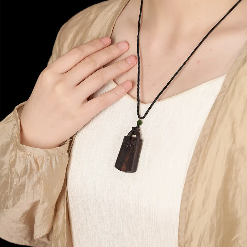 Santan Lodge Agarrattan Wooden Necklaces Unisex-3