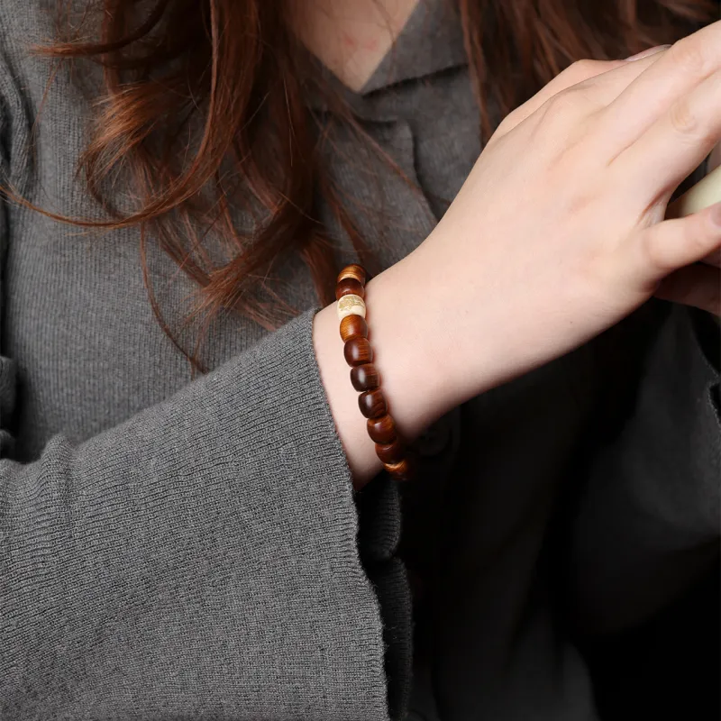 Santan Lodge Thuja Bracelets Unisex-9