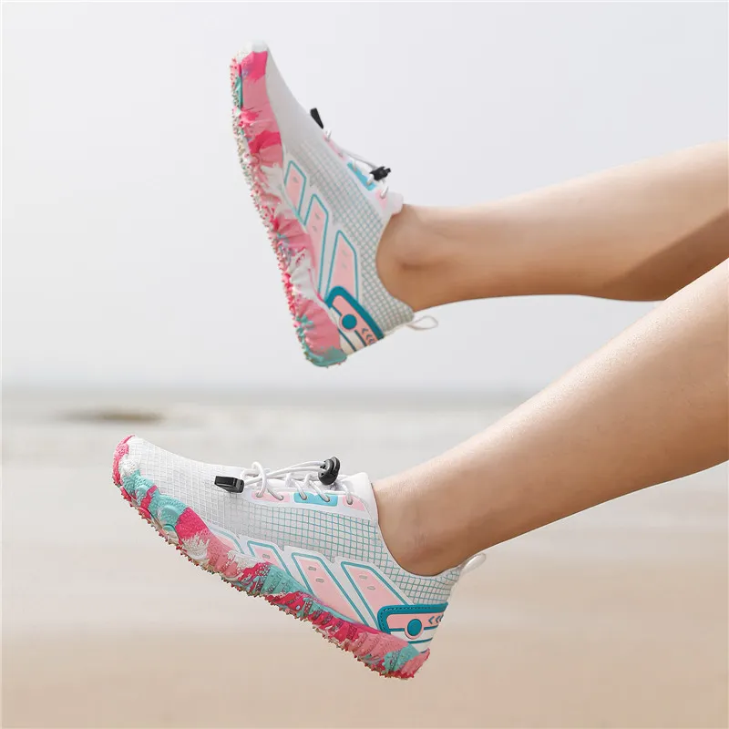 Black tailed Deer Slip Resistant, Breathable, Lightweight Low Top Casual Shoes Unisex-17