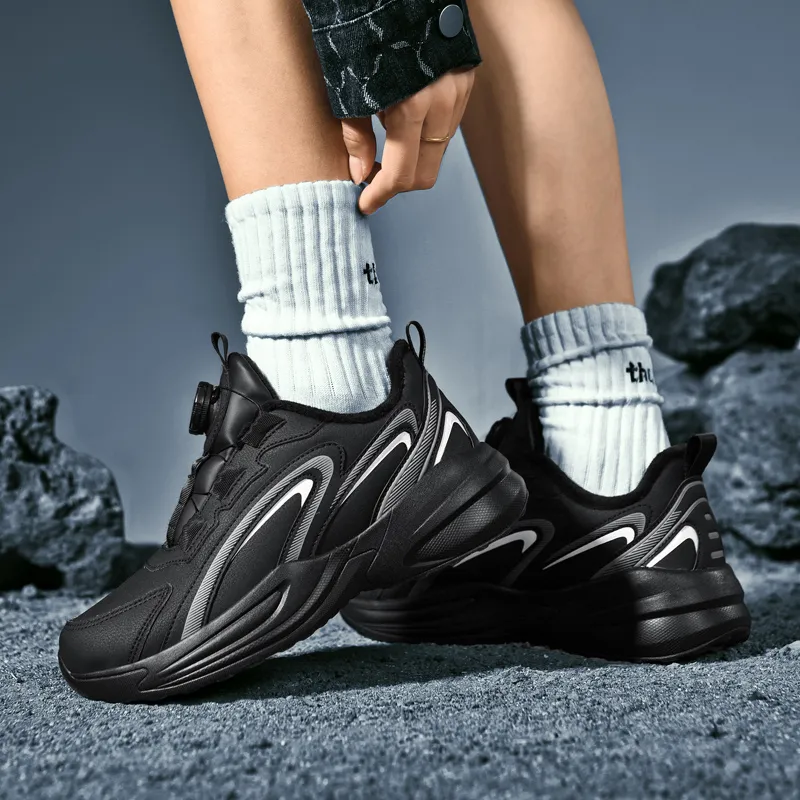 Black tailed Deer Cushioning Slip Resistant Coverage Mid Top Casual Running Shoes Unisex-35