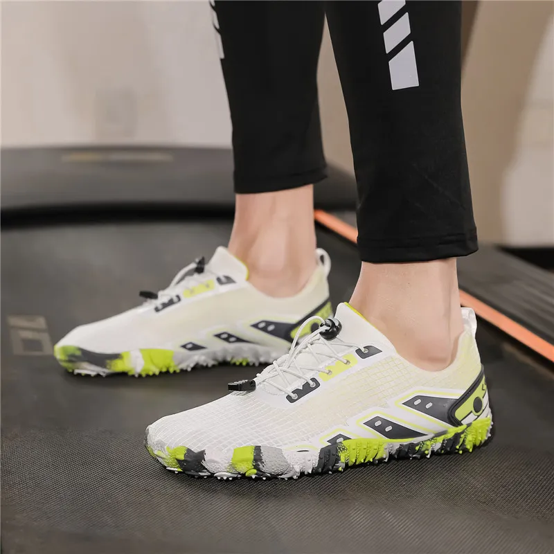 Black tailed Deer Slip Resistant, Breathable, Lightweight Low Top Casual Shoes Unisex-14