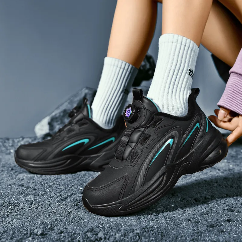 Black tailed Deer Cushioning Slip Resistant Coverage Mid Top Casual Running Shoes Unisex-28